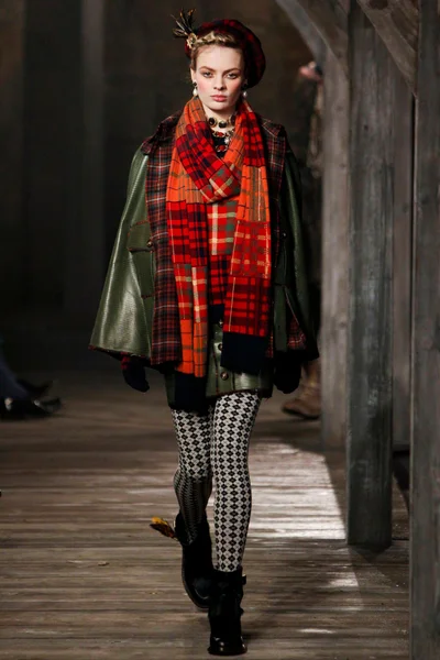 Look 45